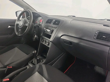 Volkswagen Polo, 2011г., передний привод, механика