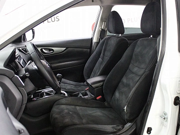 Nissan X-Trail, 2017г., передний привод, механика