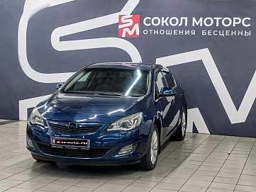 Opel Astra, 2010г., передний привод, автомат