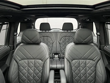 BMW X7, 2025г., полный привод, автомат