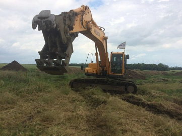 Hyundai R300LC, 2013г.