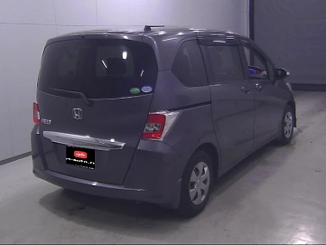 Honda Freed, 2015г., передний привод, вариатор