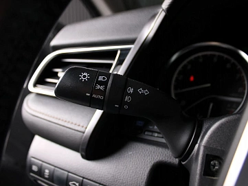 Toyota Camry, 2019г., передний привод, автомат
