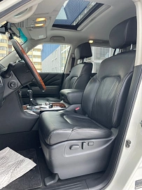 Infiniti QX80, 2017г., полный привод, автомат