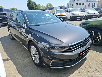Volkswagen Passat, 2021г, передний привод, робот