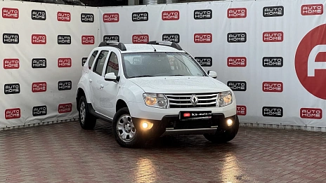 Renault Duster, 2013г., передний привод, автомат