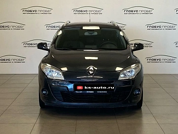 Renault Megane, 2010г., передний привод, механика