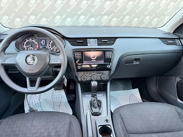 Skoda Octavia, 2019г., передний привод, автомат