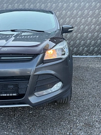 Ford Kuga, 2015г., передний привод, автомат