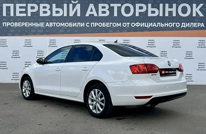 Volkswagen Jetta, 2013г., передний привод, автомат