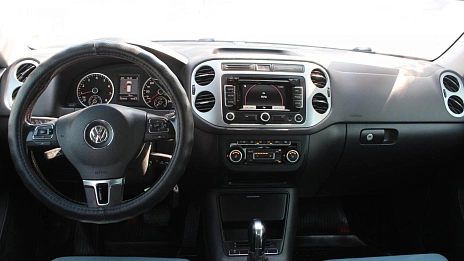 Volkswagen Tiguan, 2013г., передний привод, механика