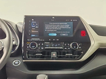 Toyota Highlander, 2025г., полный привод, автомат