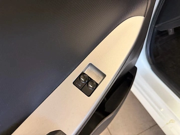 Hyundai Solaris, 2013г., передний привод, механика