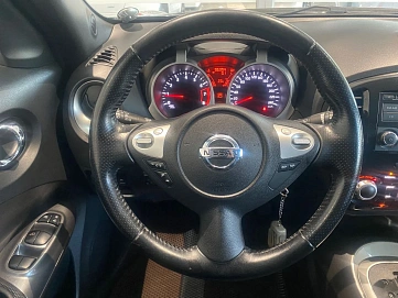 Nissan Juke, 2011г., передний привод, вариатор