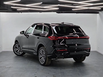 Audi Q5, 2026г., полный привод, робот