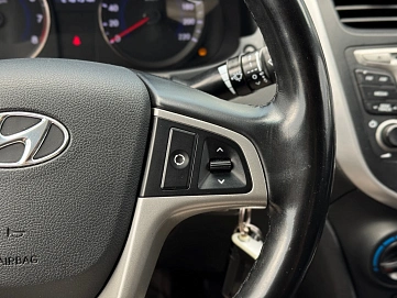 Hyundai Solaris, 2016г., передний привод, автомат