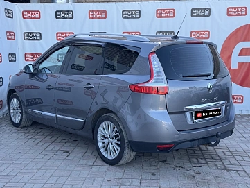 Renault Scenic, 2013г., передний привод, механика