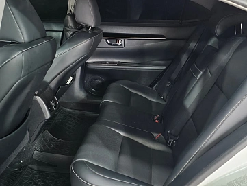 Lexus ES, 2017г., передний привод, автомат