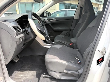 Volkswagen T-Cross, 2022г., передний привод, робот