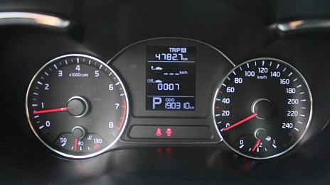 Kia Cerato, 2014г., передний привод, механика