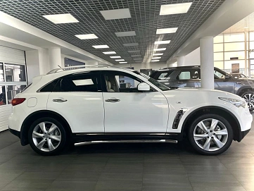 Infiniti FX, 2011г., полный привод, автомат