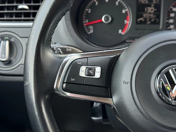 Volkswagen Polo, 2019г., передний привод, автомат