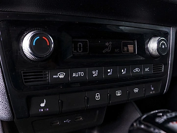 Skoda Rapid, 2021г., передний привод, робот