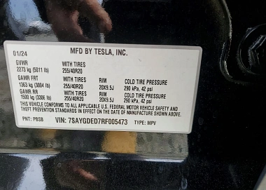 Tesla Model Y, 2024г., задний привод, автомат
