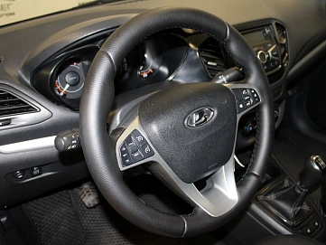 Lada (ВАЗ) Vesta, 2018г., передний привод, механика