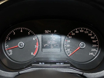 Volkswagen Polo, 2014г., передний привод, автомат