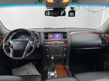 Infiniti QX80, 2017г., полный привод, автомат