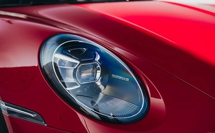 Porsche 911, 2023г., задний привод, робот