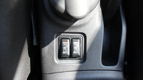 Mitsubishi Outlander, 2016г., передний привод, механика