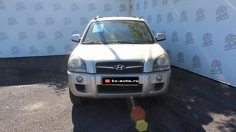 Hyundai Tucson, 2008г., передний привод, механика