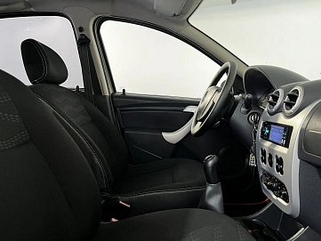 Renault Sandero, 2012г., передний привод, механика