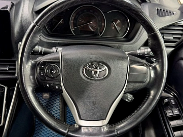 Toyota Esquire, 2020г., передний привод, вариатор