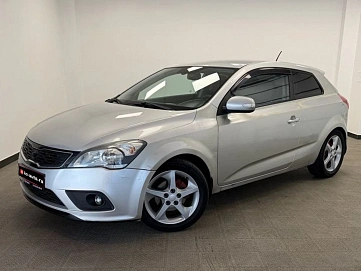 Kia Ceed, 2011г., передний привод, механика