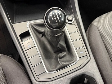 Volkswagen Jetta, 2020г., передний привод, механика