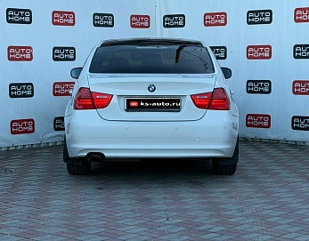 BMW 3 серии, 2011г., передний привод, автомат