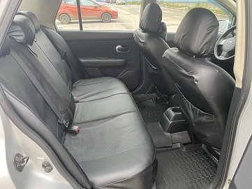 Nissan Tiida, 2010г, передний привод, автомат