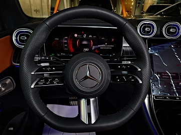 Mercedes-Benz GLC, 2025г., полный привод, автомат