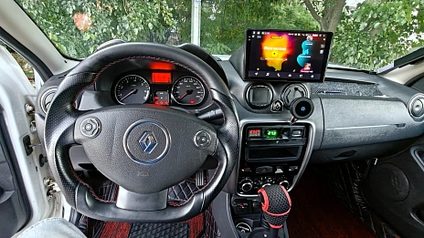 Renault Duster, 2013г, передний привод, автомат