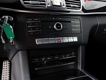 Mercedes-Benz E-Класс, 2015г., задний привод, автомат