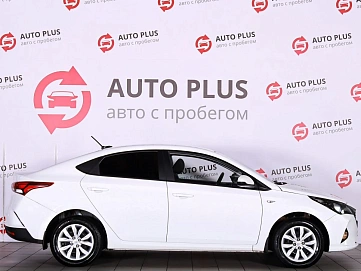 Hyundai Solaris, 2021г., передний привод, автомат
