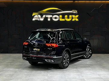 Volkswagen Tiguan, 2023г., полный привод, робот
