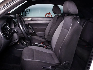 Volkswagen Beetle, 2014г., передний привод, механика