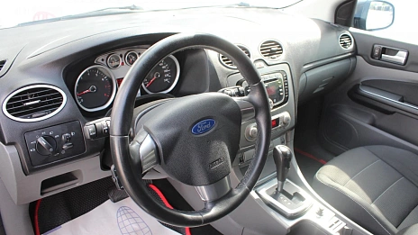 Ford Focus, 2010г., передний привод, механика