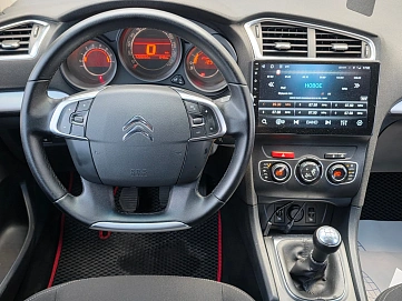 Citroen C4, 2013г., передний привод, механика