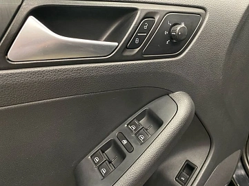 Volkswagen Jetta, 2013г., передний привод, механика