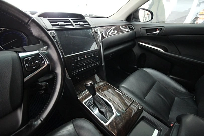 Toyota Camry, 2018г., передний привод, автомат